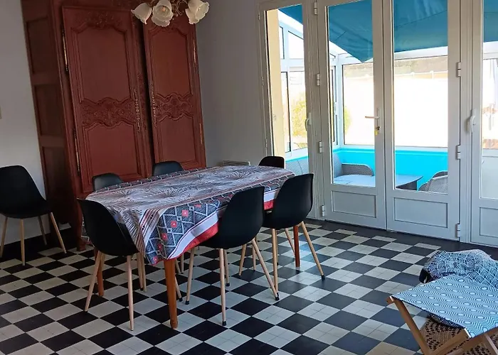 Maison Charmante à Port-bail-sur-mer, Grand Jardin Clos Casa de Férias