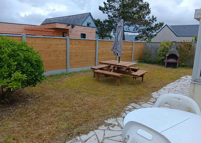 Maison Charmante à Port-bail-sur-mer, Grand Jardin Clos